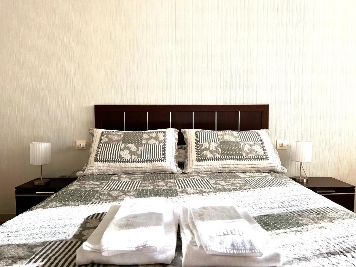 Housing Leon Santa Marina Apartment Luaran gambar