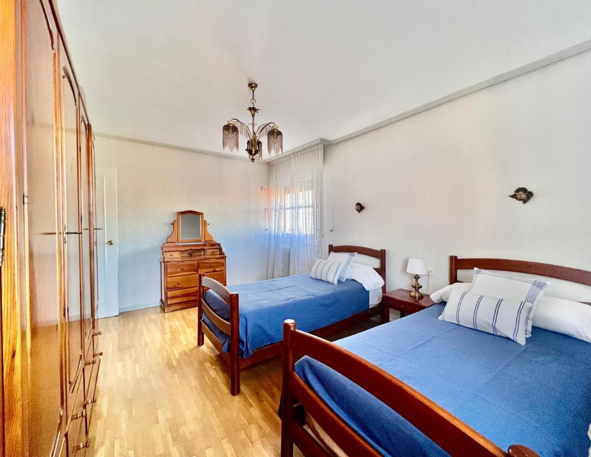Housing Leon Santa Marina Apartment Luaran gambar